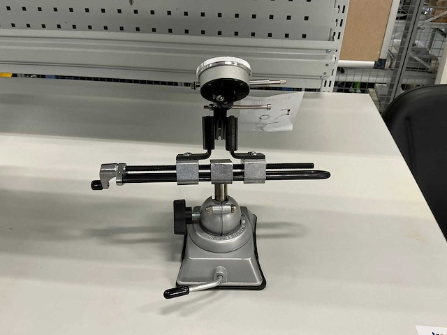 Werkstukklem met klokmicrometer - afbeelding 3 van  5