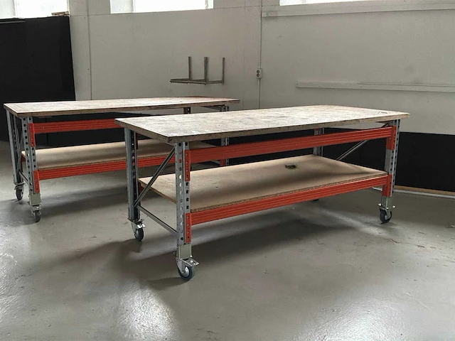 Werktafel (2x) - afbeelding 1 van  4