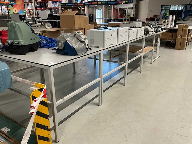 Werktafel (4x) - afbeelding 1 van  4