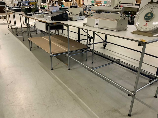 Werktafel (4x) - afbeelding 3 van  4