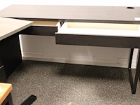 Werktafel afm. 142 x50 x75 cm v.v. twee lades. - afbeelding 3 van  3