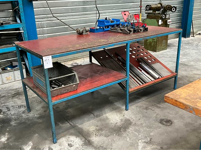 Werktafel en divers - afbeelding 4 van  9