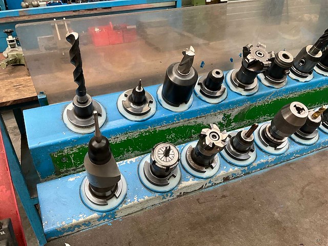 Werktafel en gereedschapshouders - afbeelding 8 van  11