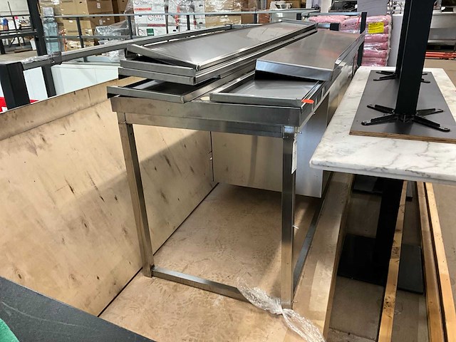 Werktafel en wandlegborden - afbeelding 3 van  5