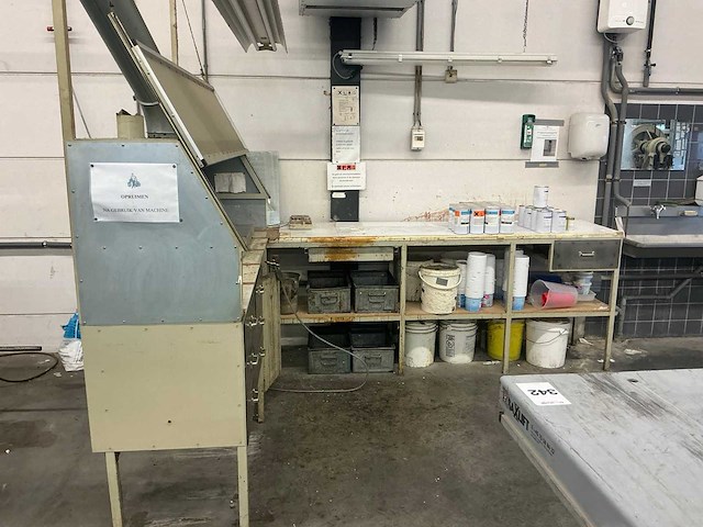 Werktafel hoekopstellijg met afzuiging 240cm - afbeelding 2 van  20