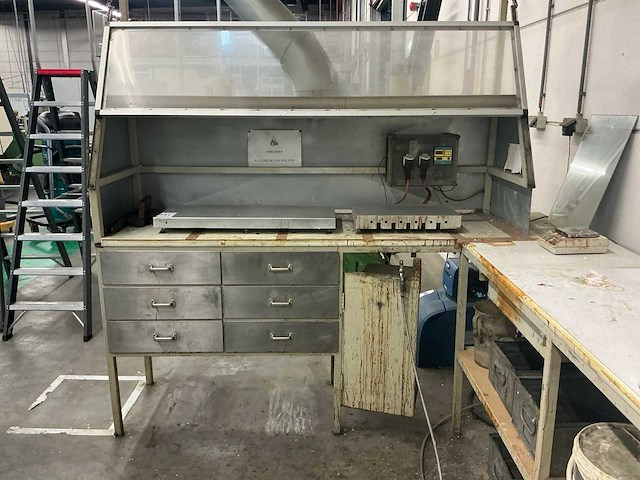 Werktafel hoekopstellijg met afzuiging 240cm - afbeelding 6 van  20