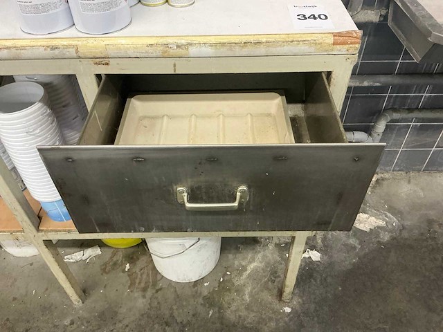 Werktafel hoekopstellijg met afzuiging 240cm - afbeelding 19 van  20