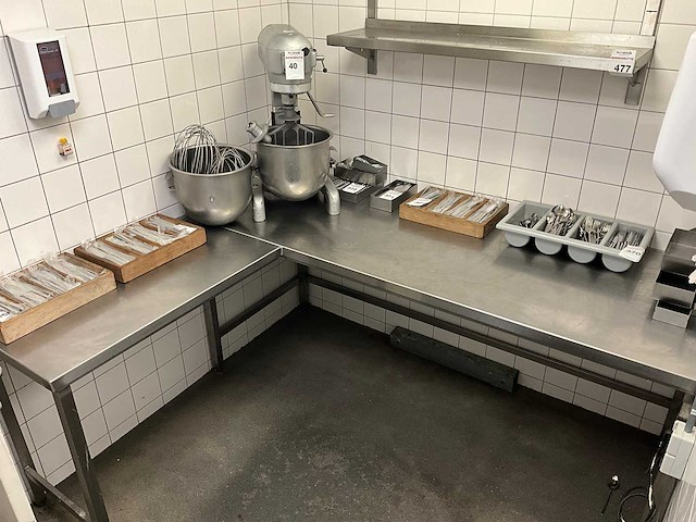 Werktafel hoekopstelling - afbeelding 1 van  4