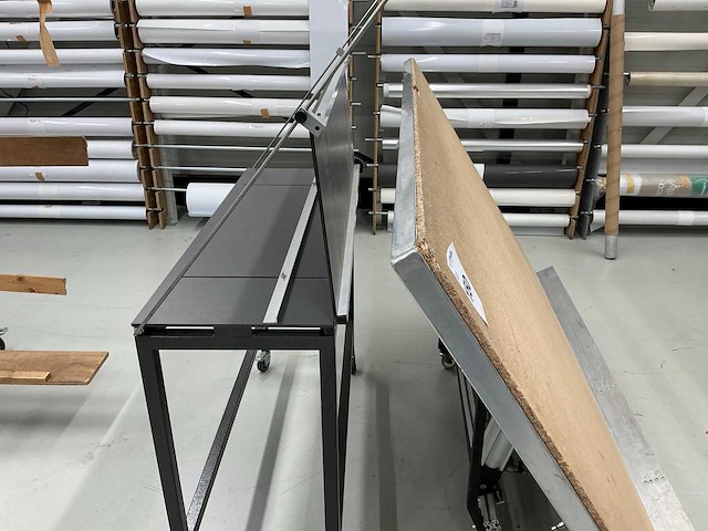 Werktafel / kanteltafel (2x) - afbeelding 3 van  5