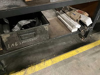 Werktafel met bankschroef - afbeelding 8 van  11