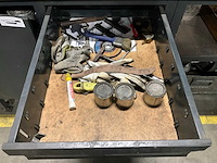 Werktafel met bankschroef - afbeelding 10 van  11