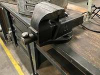Werktafel met bankschroef - afbeelding 3 van  11