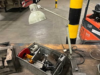 Werktafel met bankschroef - afbeelding 5 van  11