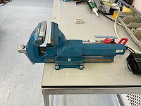 Werktafel met handgereedschap - afbeelding 5 van  10