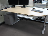 Werktafel met ladekast en afgeronde zijde. afmeting 200 x 100 cm. in hoogte verstelbaar - afbeelding 2 van  4