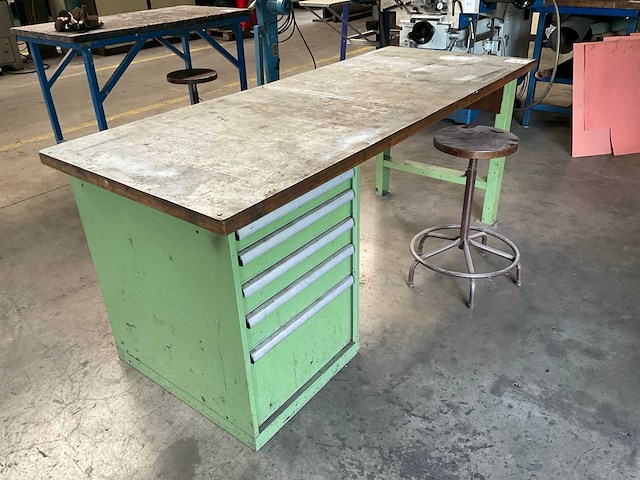 Werktafel met lades - afbeelding 1 van  5