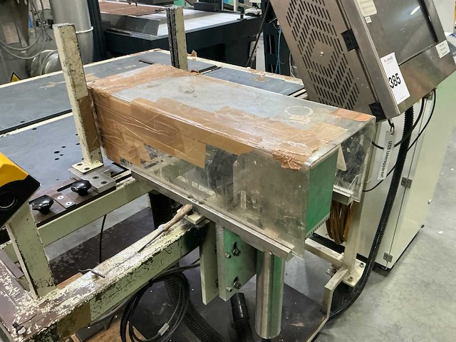 Werktafel met laserapparaat - afbeelding 10 van  12