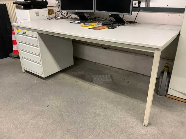 Werktafel met rolladeblokken - afbeelding 5 van  12