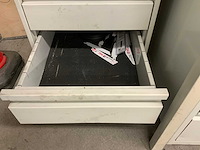 Werktafel met rolladeblokken - afbeelding 11 van  12