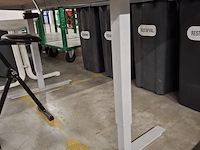 Werktafel met rvs blad, in hoogte verstelbaar - afbeelding 2 van  4