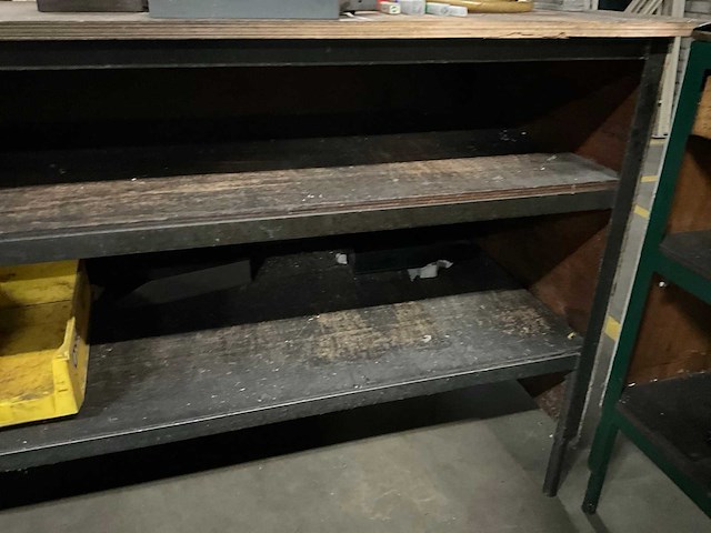 Werktafel met verlichting - afbeelding 5 van  5