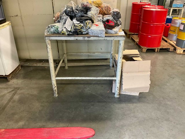 Werktafel metaal - afbeelding 3 van  3
