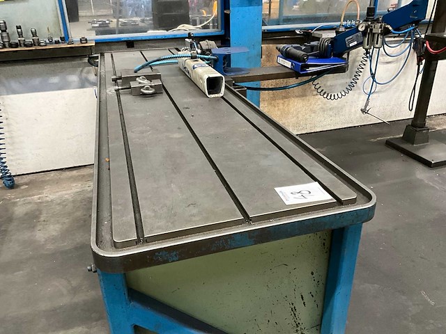 Werktafel voorzien van taparm en ladenkast - afbeelding 17 van  24