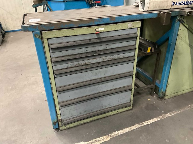 Werktafel voorzien van taparm en ladenkast - afbeelding 24 van  24