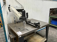 Werktafel voorzien van taparm - afbeelding 6 van  11