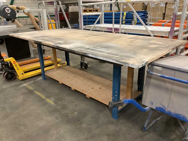 Werktafel - afbeelding 1 van  2
