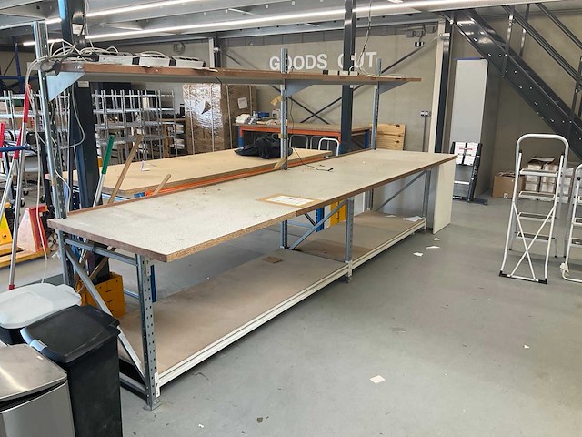 Werktafel - afbeelding 1 van  2