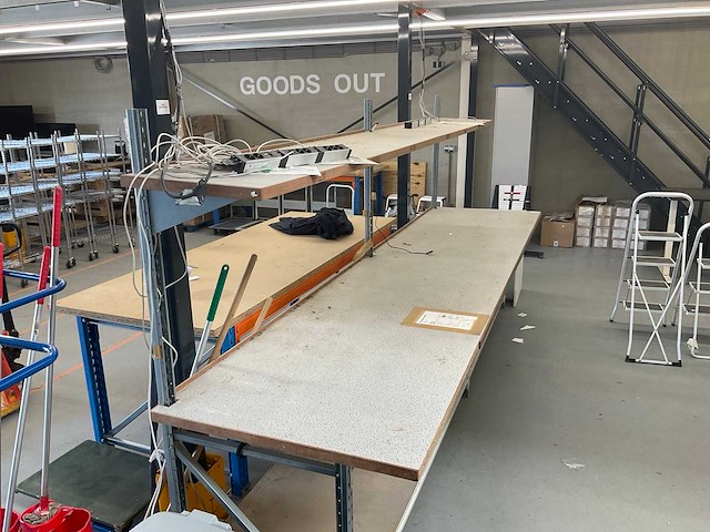 Werktafel - afbeelding 2 van  2
