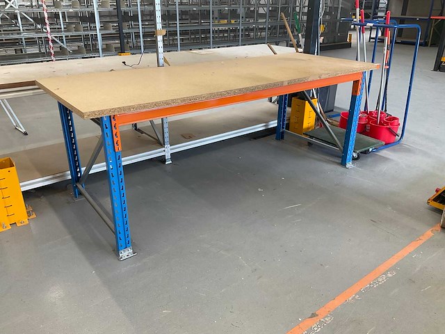 Werktafel - afbeelding 2 van  2