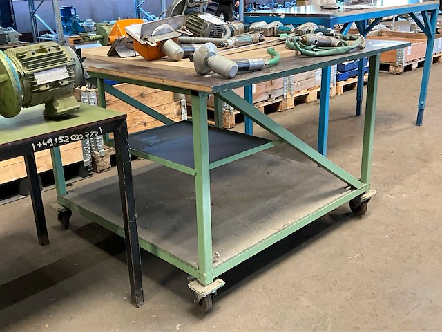 Werktafel - afbeelding 2 van  3