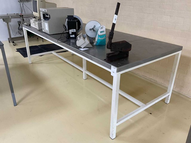 Werktafel - afbeelding 2 van  3