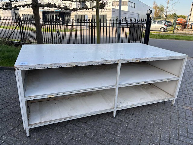 Werktafel - afbeelding 1 van  2