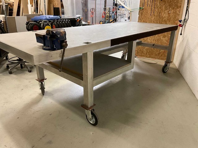 Werktafel - afbeelding 3 van  3