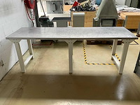 Werktafel - afbeelding 2 van  3