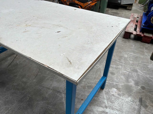 Werktafel - afbeelding 3 van  3