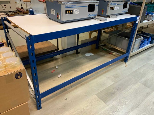 Werktafel - afbeelding 2 van  3