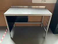 Werktafel - afbeelding 2 van  3