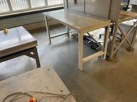 Werktafel - afbeelding 1 van  4
