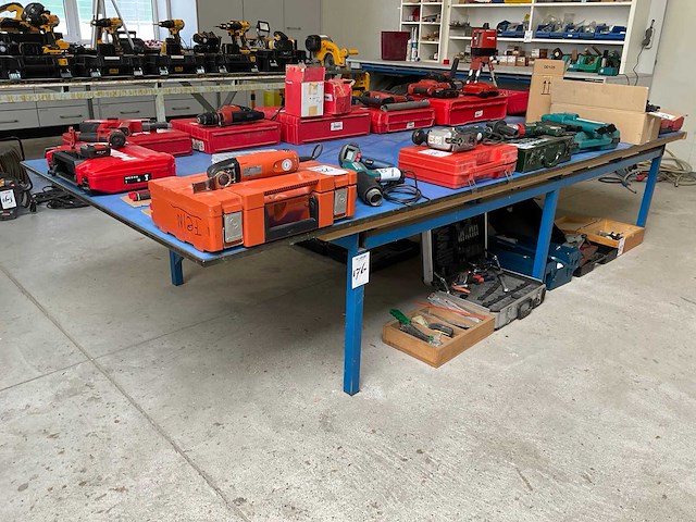 Werktafel - afbeelding 1 van  4