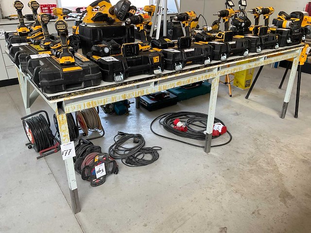 Werktafel - afbeelding 1 van  4