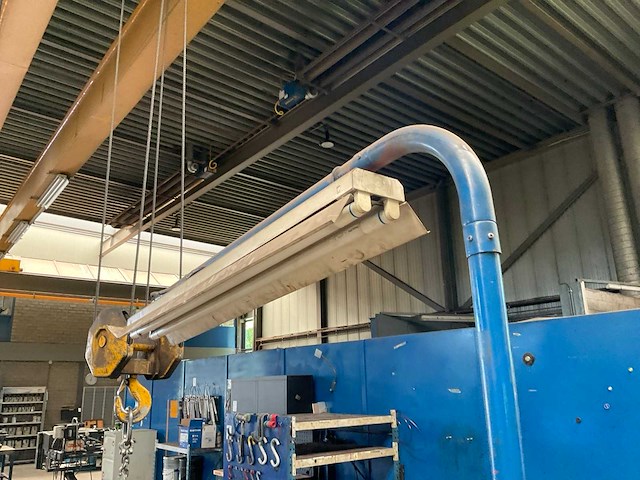 Werktafel/lades met inhoud - afbeelding 8 van  12
