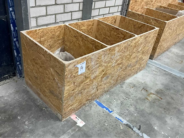 Werktafels en divers (4x) - afbeelding 17 van  17