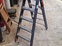 Werktrap 2x 5 treeds met bordes - afbeelding 3 van  5