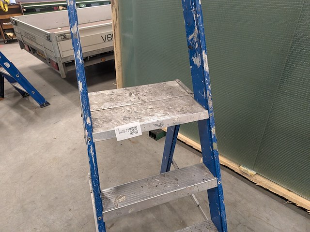 Werktrap 4 treeds met bordes - afbeelding 5 van  7