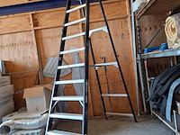 Werktrap altrex, 11 treeds met bordes - afbeelding 1 van  3