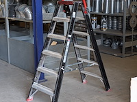 Werktrap, altrex, 2x 5 treeds met bordes - afbeelding 1 van  6